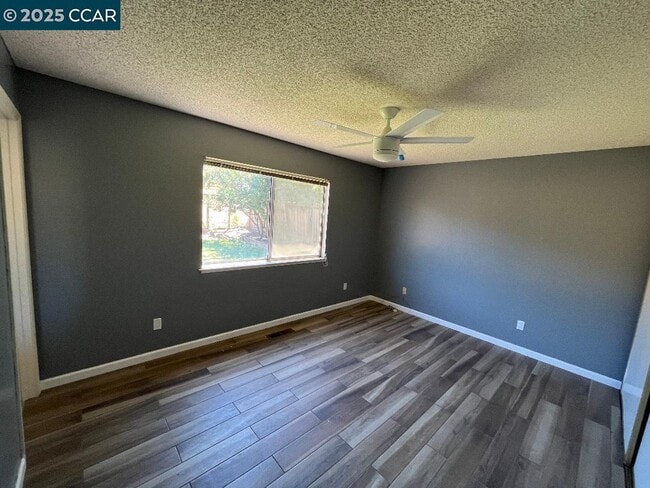 Building Photo - 2265 Jacqueline Dr
