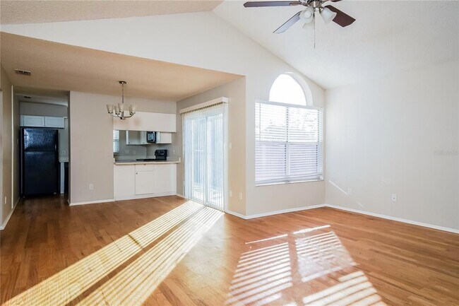 Foto del edificio - 7610 Pacific Heights Cir