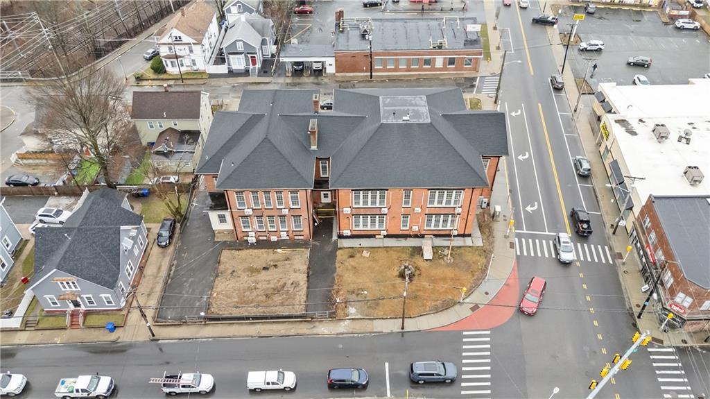Foto principal - 387 Broad St