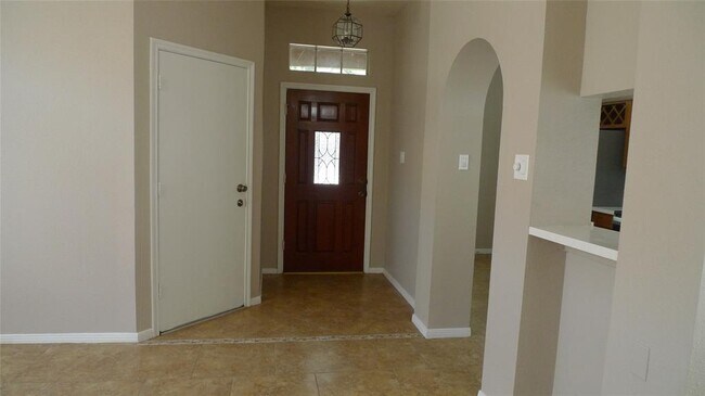 Building Photo - 7772 Park Falls Dr