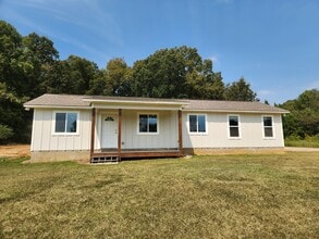 Building Photo - 20865 US-11