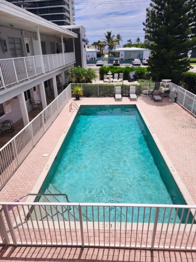 Primary Photo - 819 N Ocean Blvd