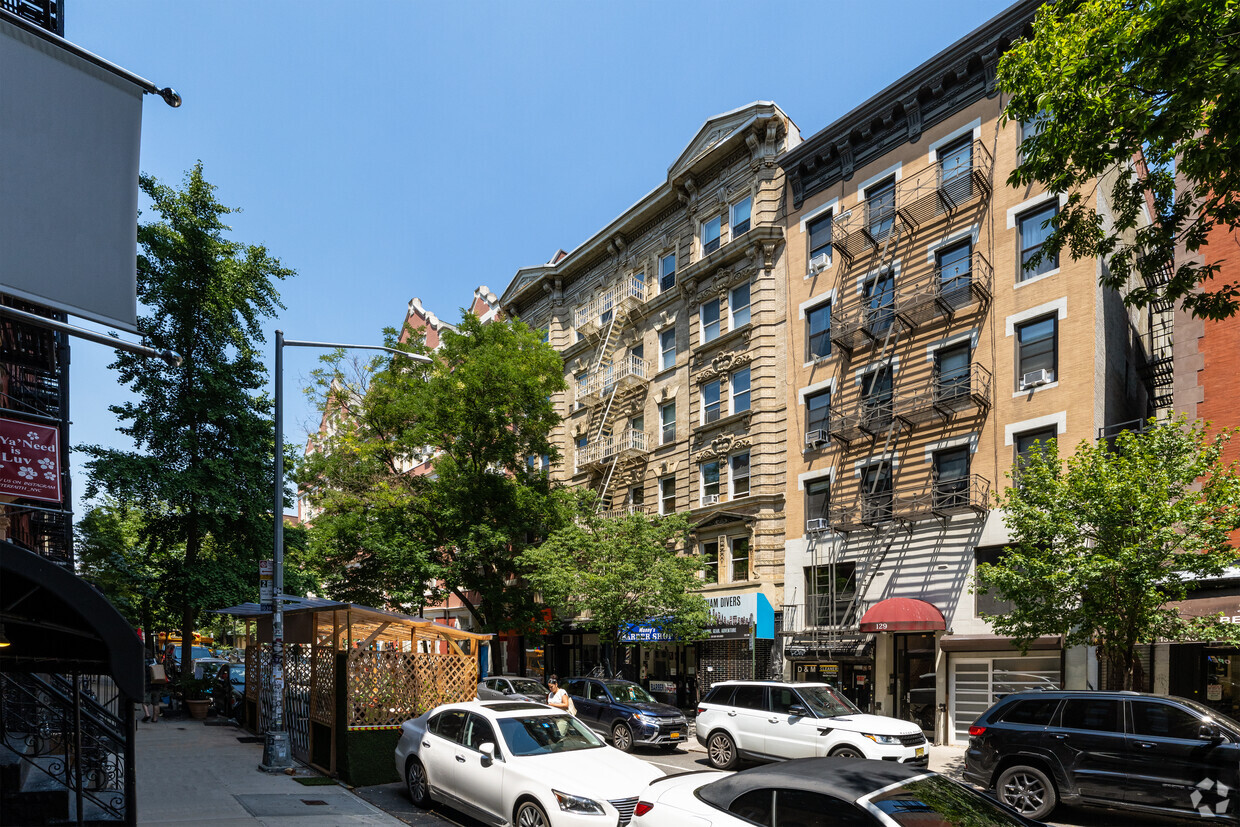 Primary Photo - 125 E 4th St