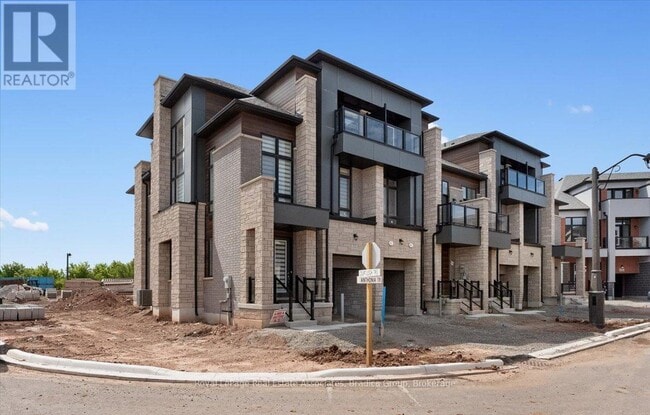 Building Photo - 1272 Anthonia Trail