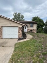Building Photo - 14745 Riley St