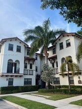 Building Photo - 10600 NW 88th St