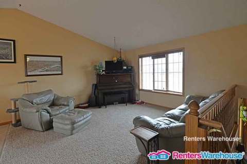 Building Photo - 10231 180th Ct NW