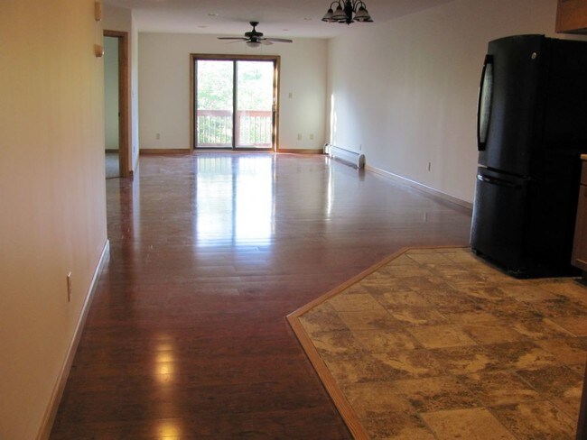 Building Photo - 411 Old Turnpike Road