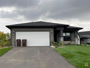 Building Photo - 5399 Robinwood Ct