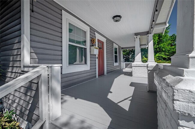 Foto del edificio - 3810 N Tampa St