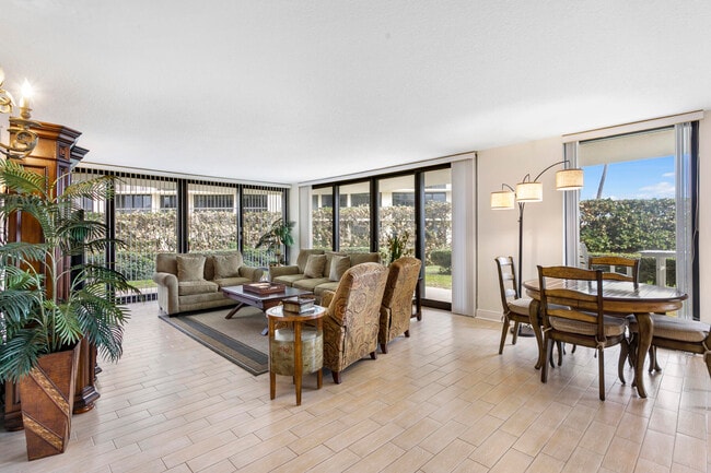 Foto del edificio - 3400 S Ocean Blvd