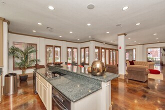 Building Photo - 2400 McCue Rd