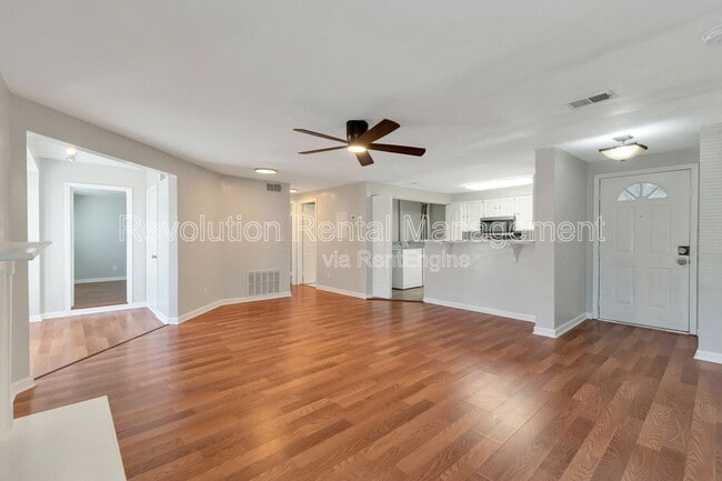 Building Photo - 4267 Parkview Ct