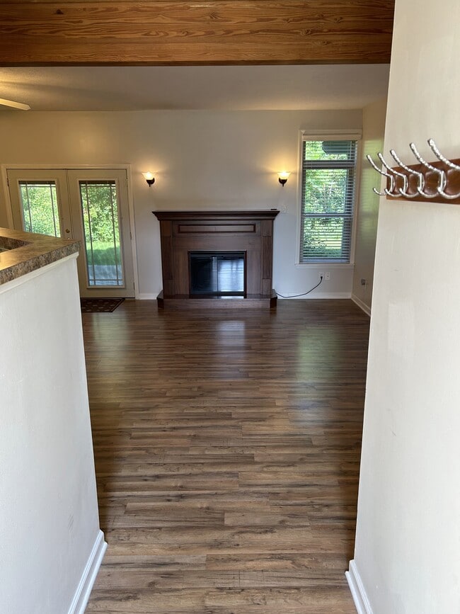 Entry to the unit - 1267 Norberry Ct