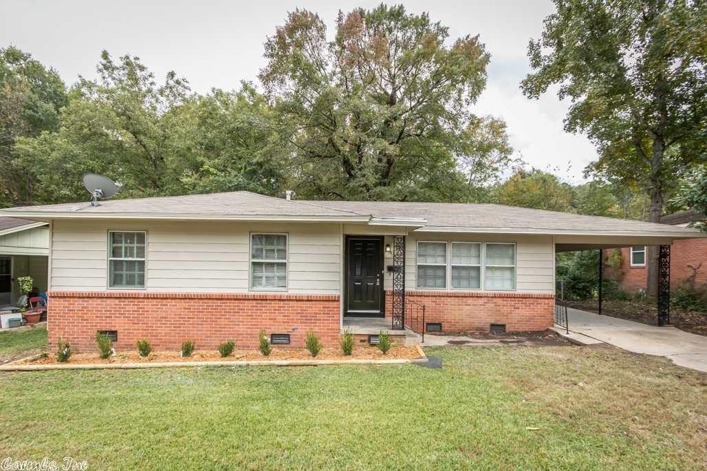 Primary Photo - 19 Point O Woods Dr