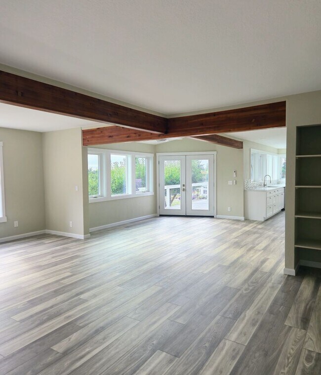 Foto del edificio - Newly Remodeled 2 Bedroom Home & ADU For R...