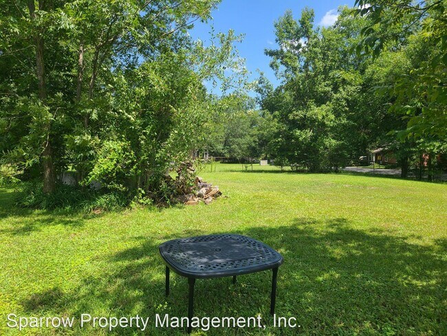 Building Photo - 3 br, 2 bath House - 30 Hannah Road