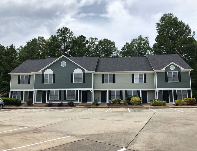 Balfour West Townhomes Apartments in Durham, NC