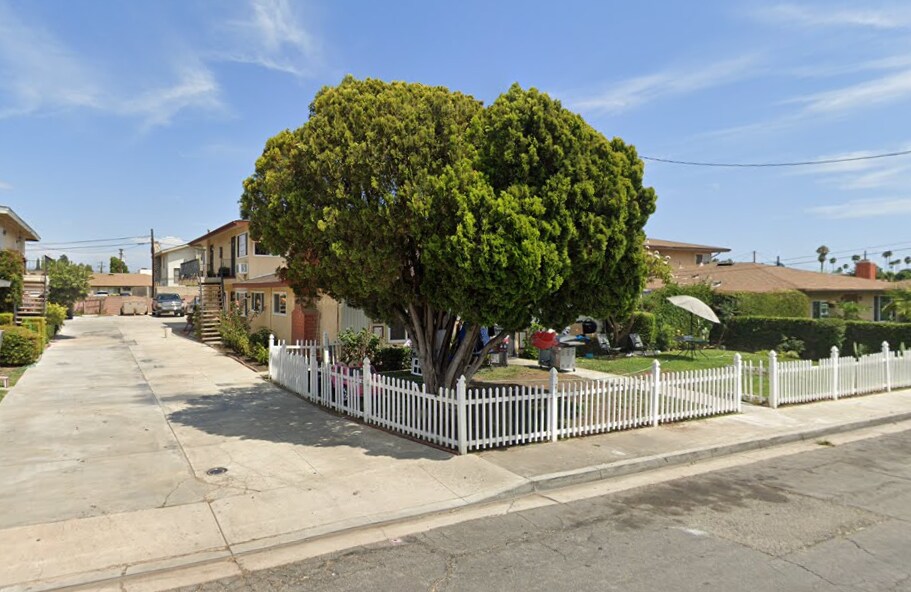 Primary Photo - 12862 Lucille Ave