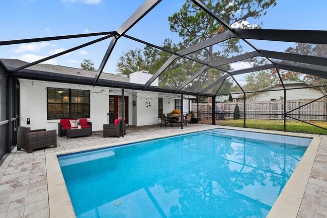 Foto del edificio - 937 Ridgewood Way