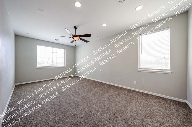 Foto del edificio - 3746 S Star Canyon Dr