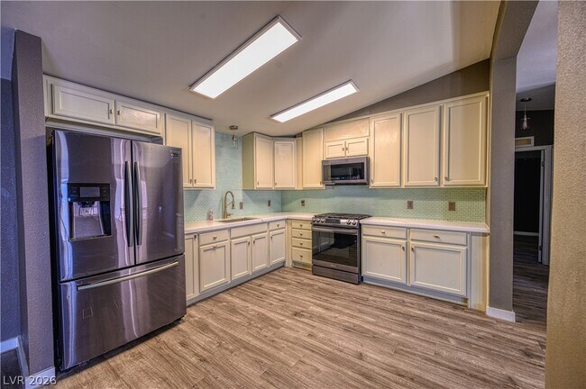 Foto del edificio - 5581 Wheatfield Dr