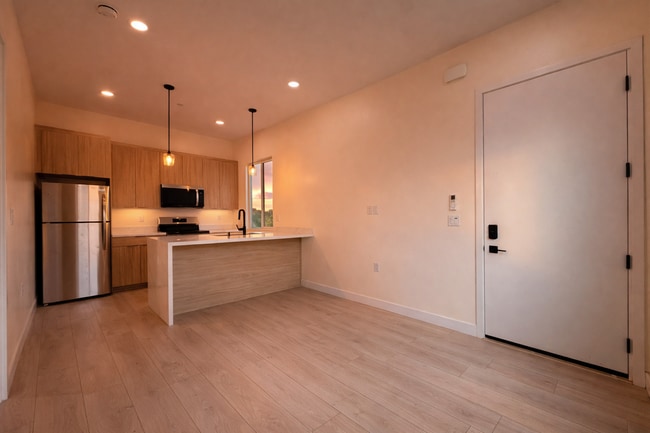 Foto del edificio - 4606 Shoshoni Ave