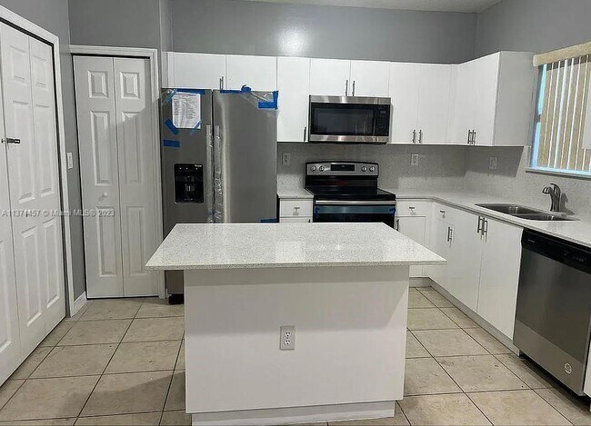 Foto del edificio - 1519 SE 31st Ct