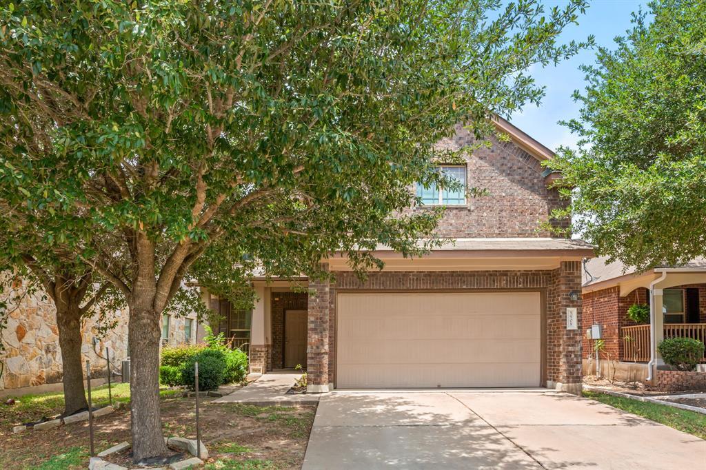 Foto principal - 5908 Zachary Scott St