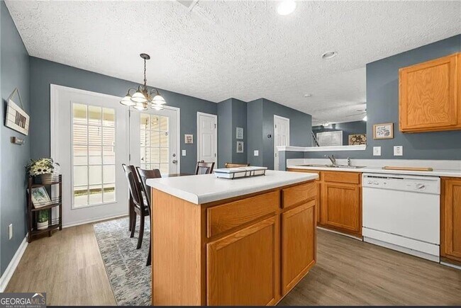 Building Photo - 188 Ilex Dr