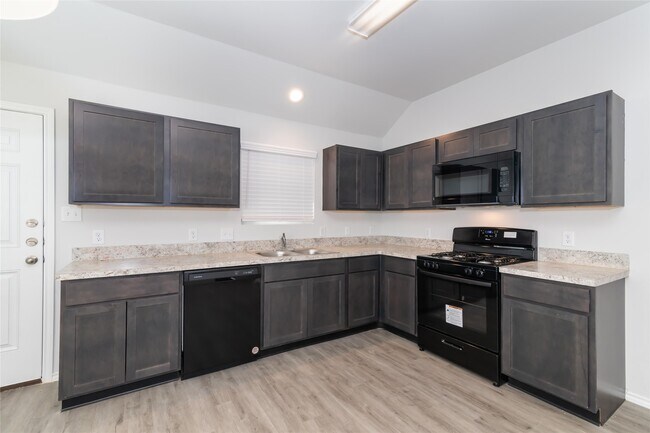 Foto del edificio - 8706 Livings St