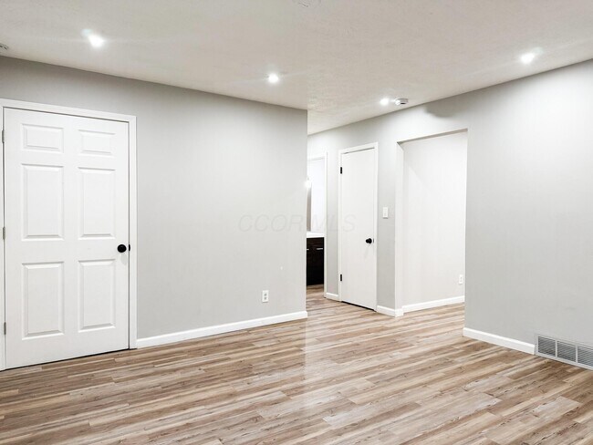 Foto del edificio - 1828 Bairsford Dr