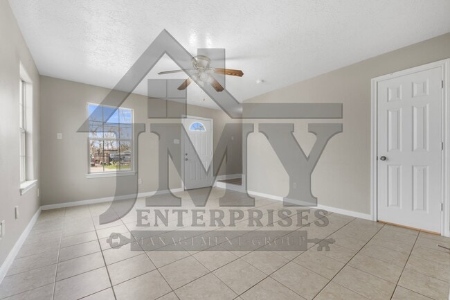 Building Photo - 2526 Aldon St