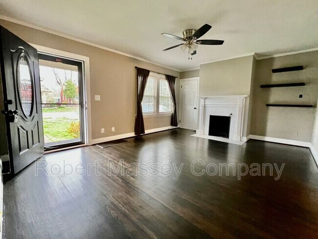 Building Photo - 3922 Grandview Ave