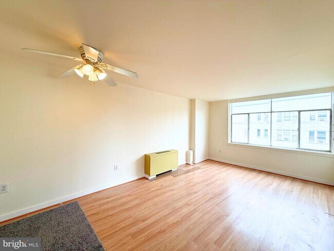 Foto del edificio - 1239 Vermont Ave NW
