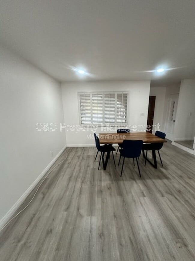 Foto del edificio - 8219 Rosemead Blvd