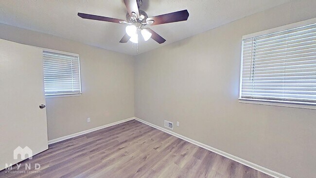 Foto del edificio - 8298 Kendrick Rd