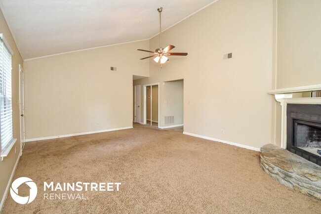 Foto del edificio - 846 N Pope Lick Rd