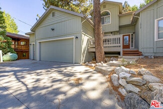 Building Photo - 1712 Woodland Dr