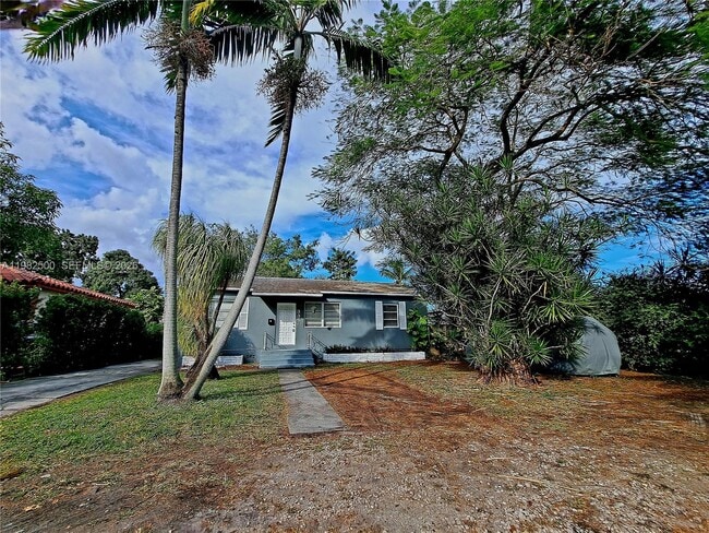 Building Photo - 335 NW 102nd St