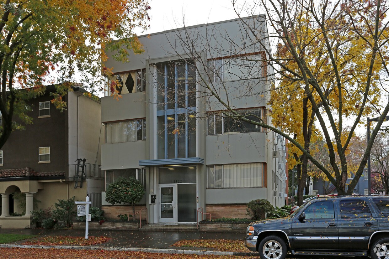 Foto del edificio - Judith Manor