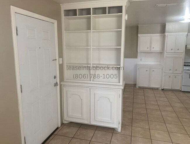Foto del edificio - 3 bed, 1.5 bath home