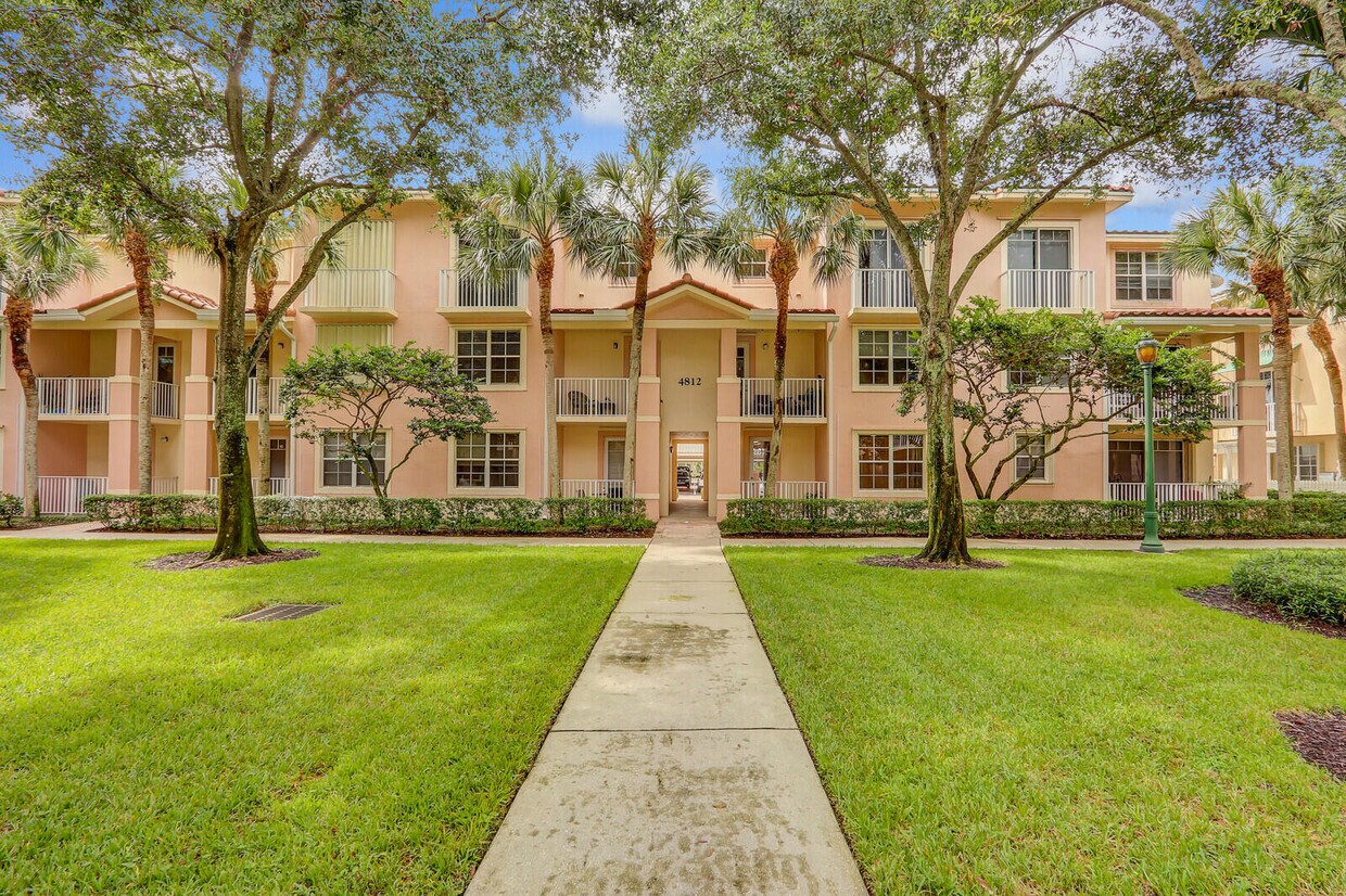 Foto principal - 4812 S Central Blvd