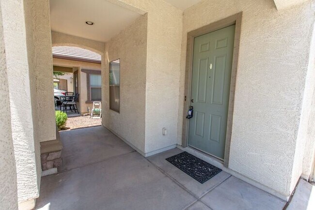 Foto del edificio - 3882 E Kent Ave