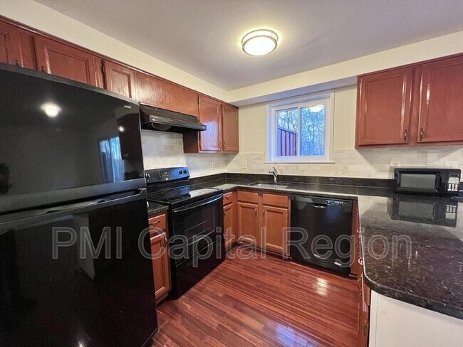 Building Photo - 7847 Archbold Terrace