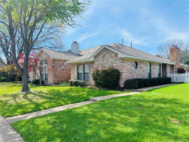 Building Photo - 2119 Peakwood Dr