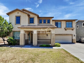 Building Photo - 19395 E Carriage Way