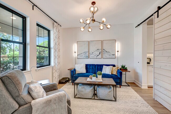 Foto del edificio - 1094 Bradberry Dr
