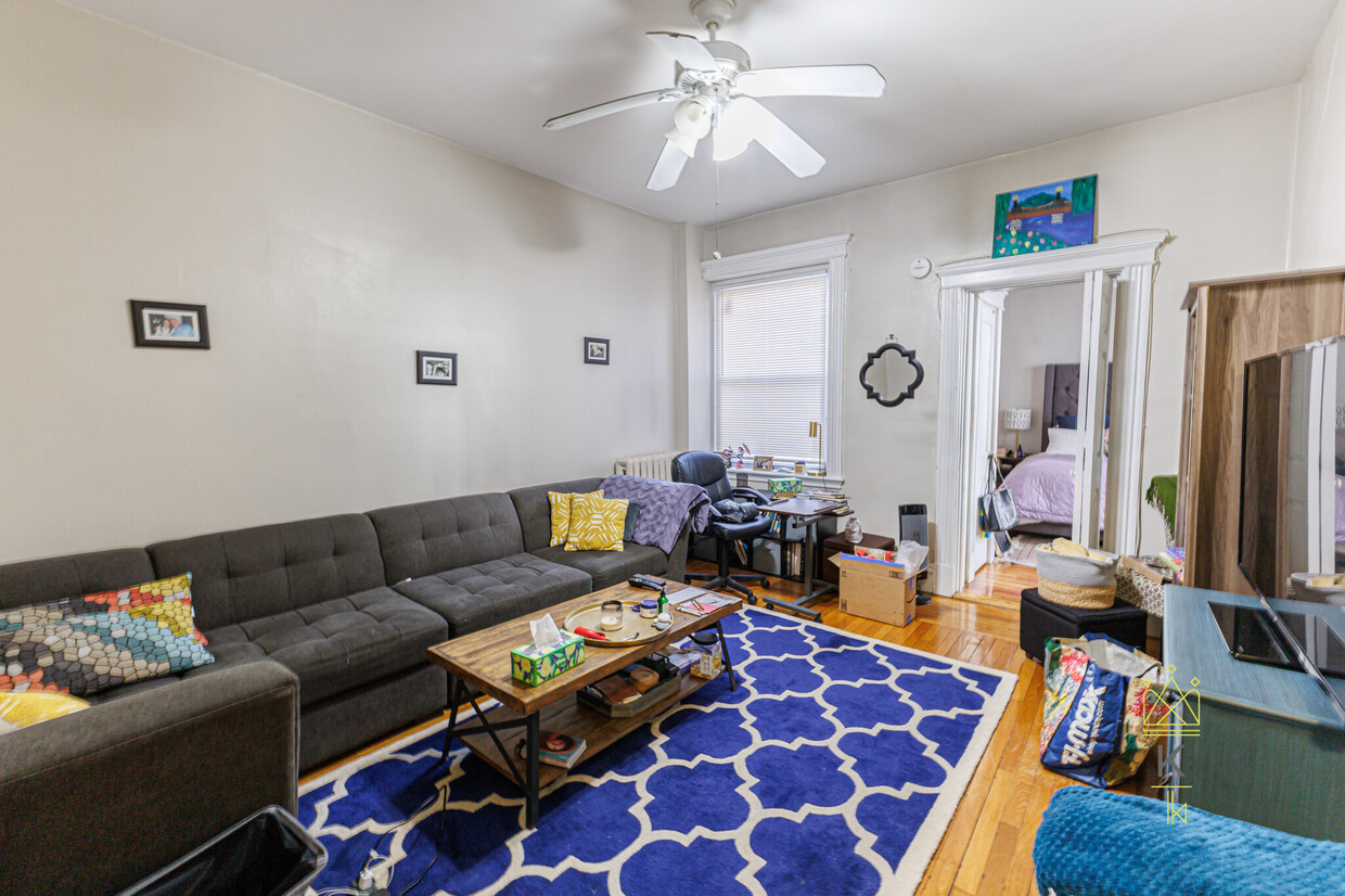 Foto principal - 30 Littell Rd