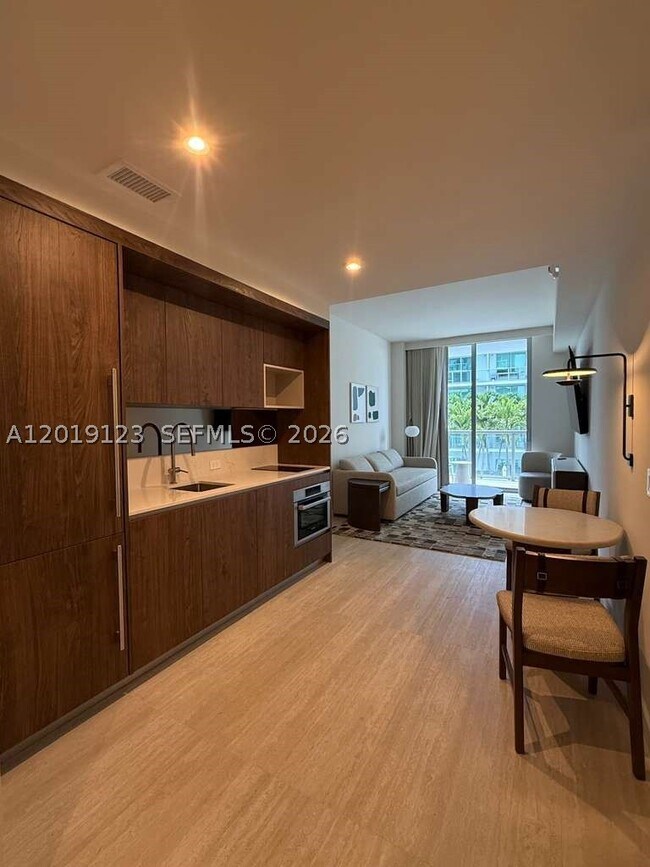 Foto del edificio - 1611 SW 2nd Ct